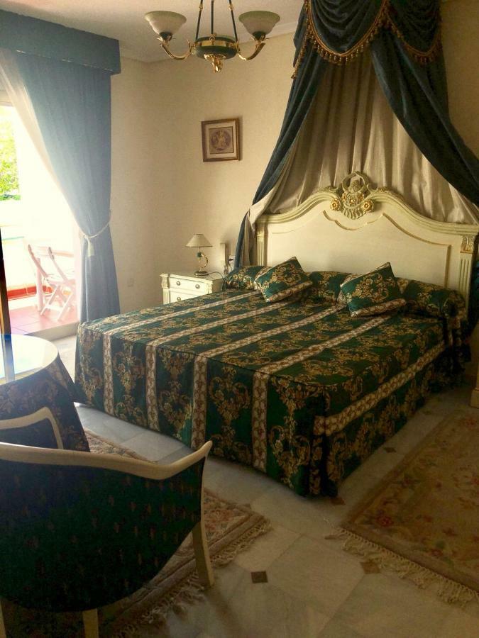 Апартаменты Riyadh House Марбелья Экстерьер фото